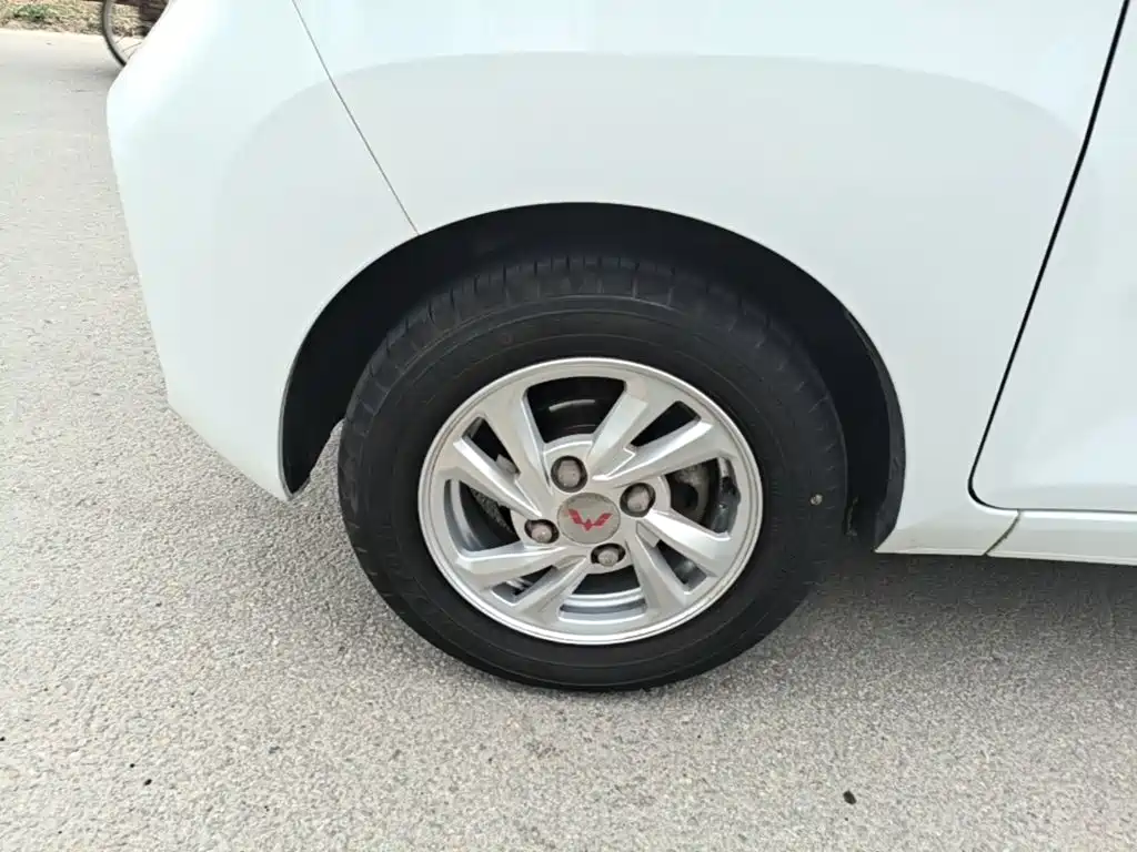 Wuling MINIEV — миниатюра 23