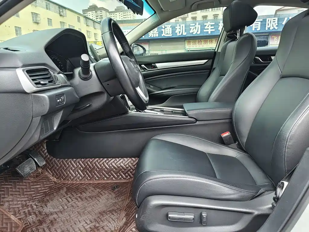 Honda Accord — миниатюра 5