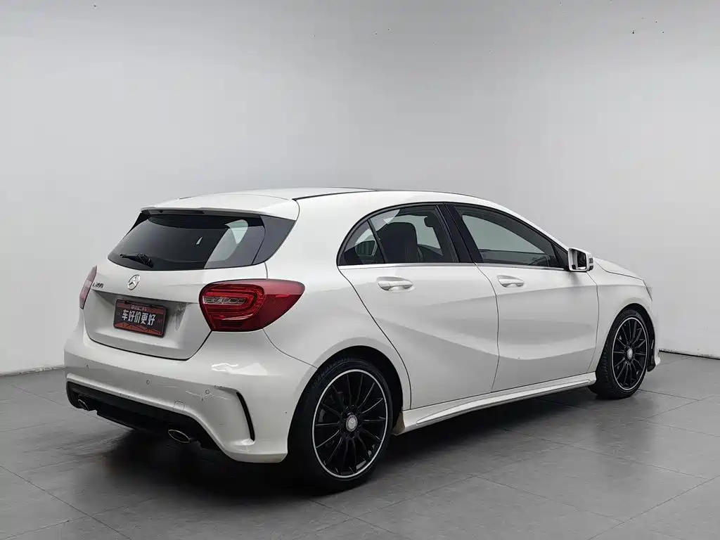 Mercedes-Benz A-Class (Import) — миниатюра 2