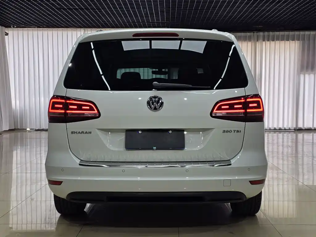 Volkswagen Xia 2016 280TSI 7 мест