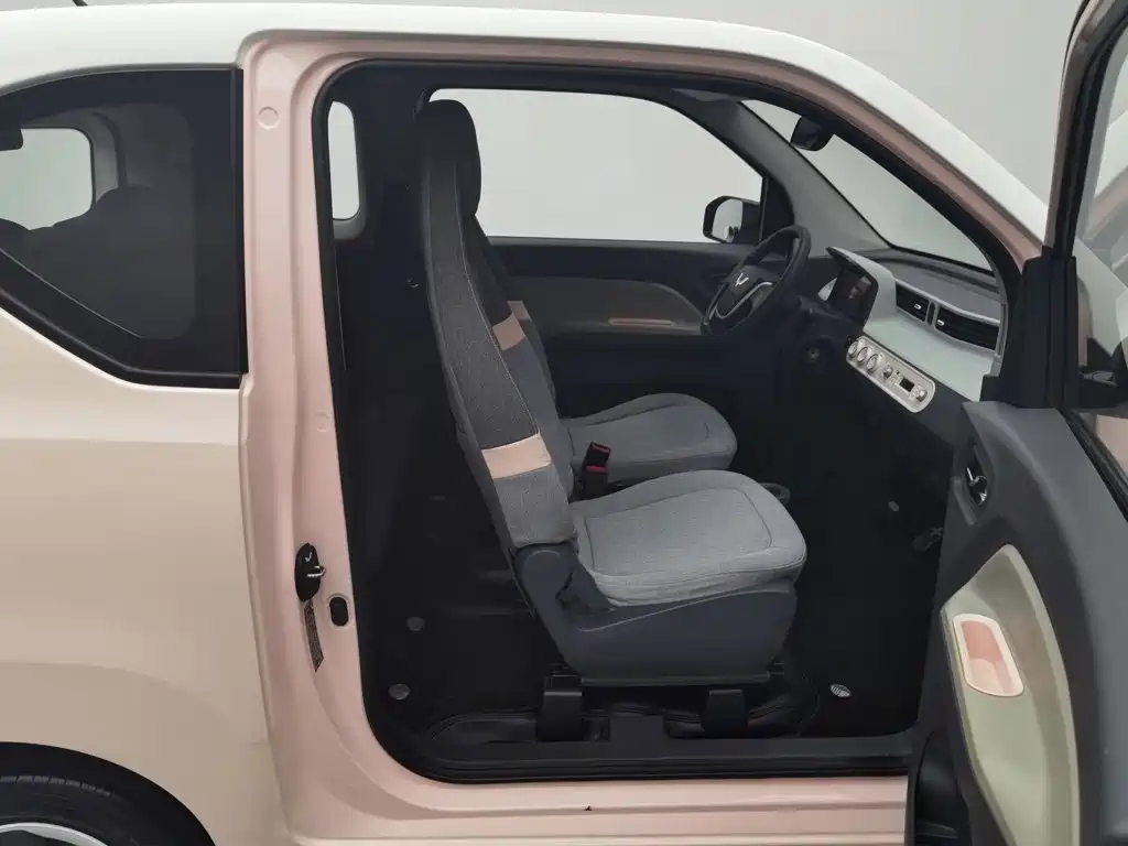 Wuling MINIEV — миниатюра 23