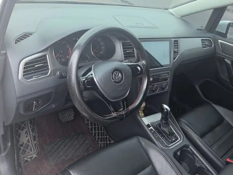 Volkswagen Golf Sportsvan — миниатюра 12