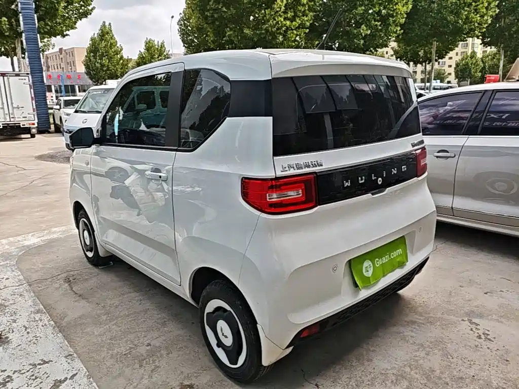 Wuling MINIEV — миниатюра 5