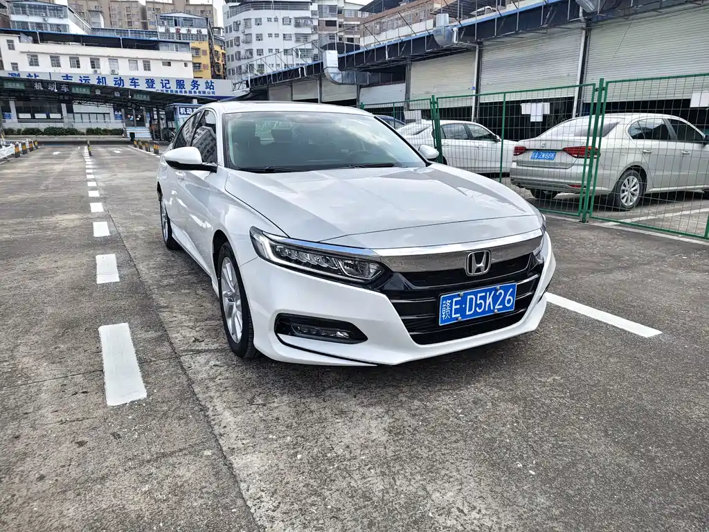 Honda Accord — миниатюра 3