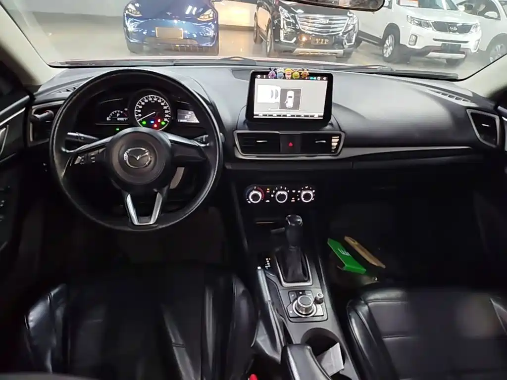 Mazda 3 Axela — миниатюра 10