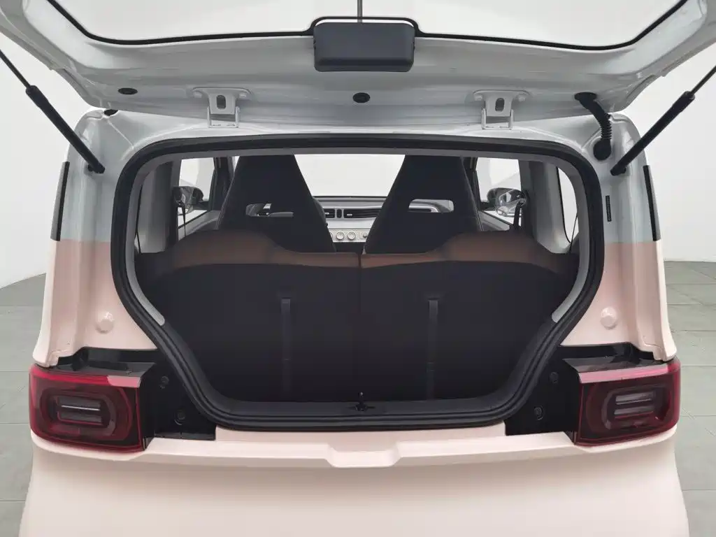 Wuling MINIEV — миниатюра 16