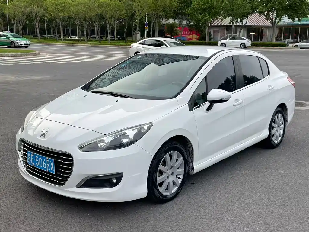 Peugeot 308 2013