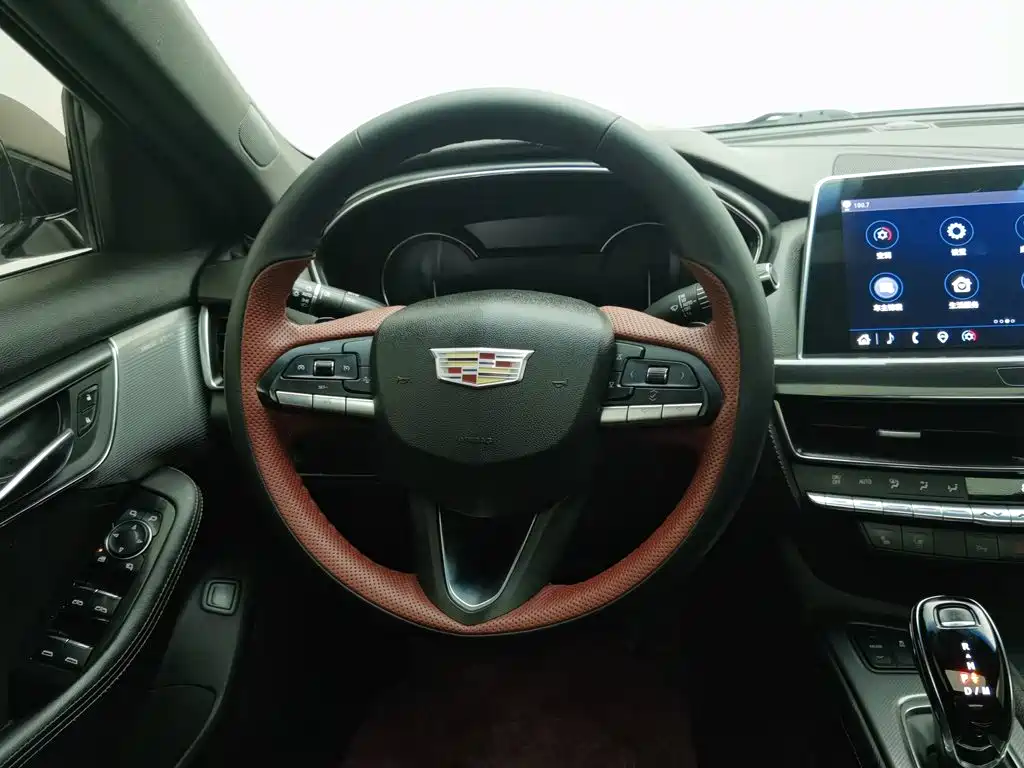 Cadillac CT5 — миниатюра 11