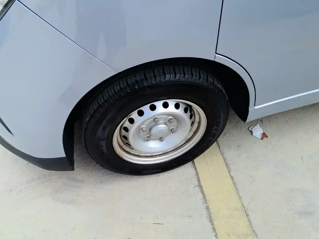 Wuling Yangguang — миниатюра 23