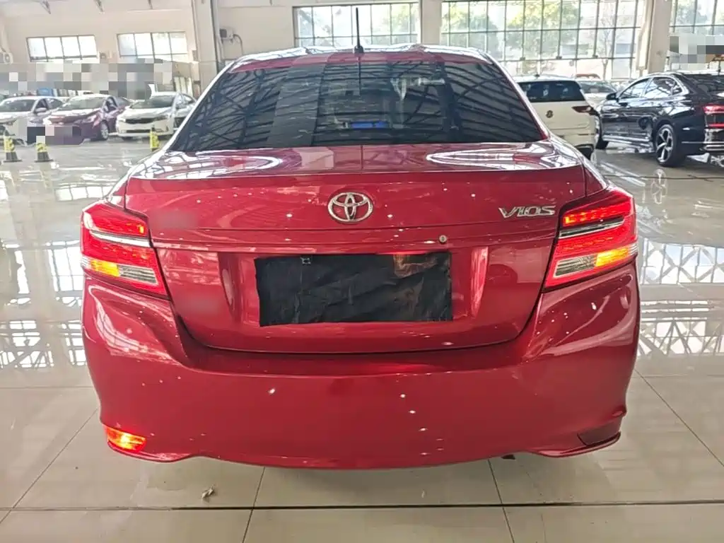 Toyota Vios — миниатюра 6