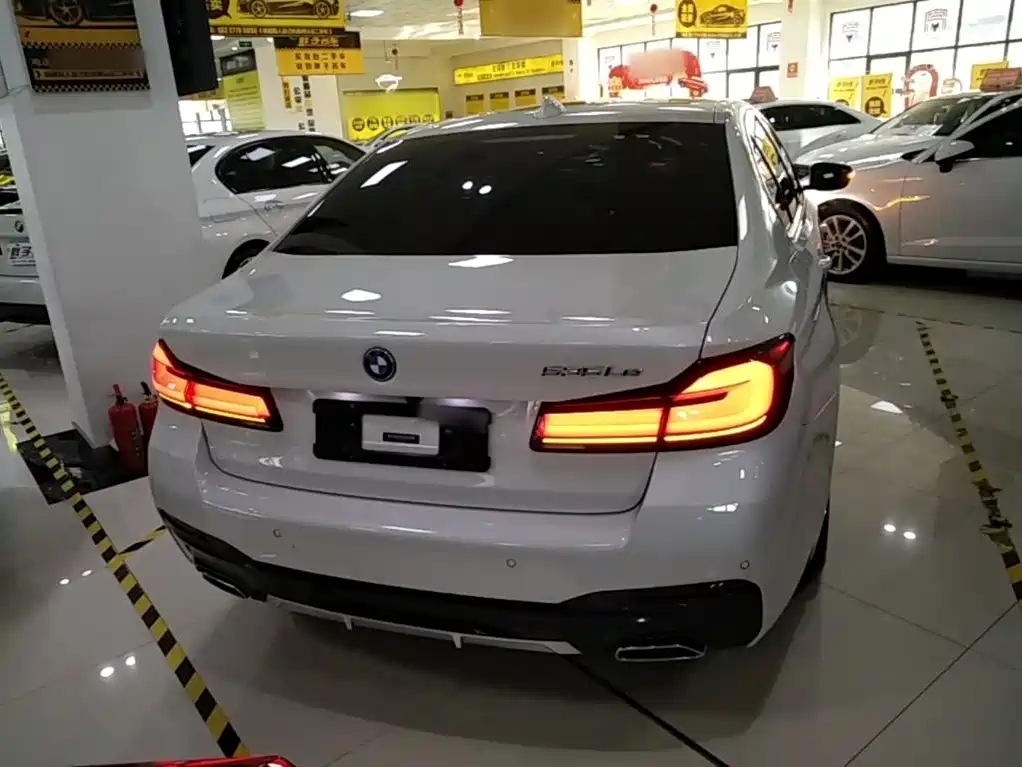 BMW 5 Series 5 2021 535Le M Sport
