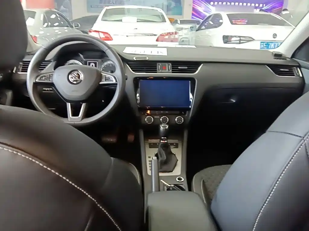 Skoda Octavia — миниатюра 10
