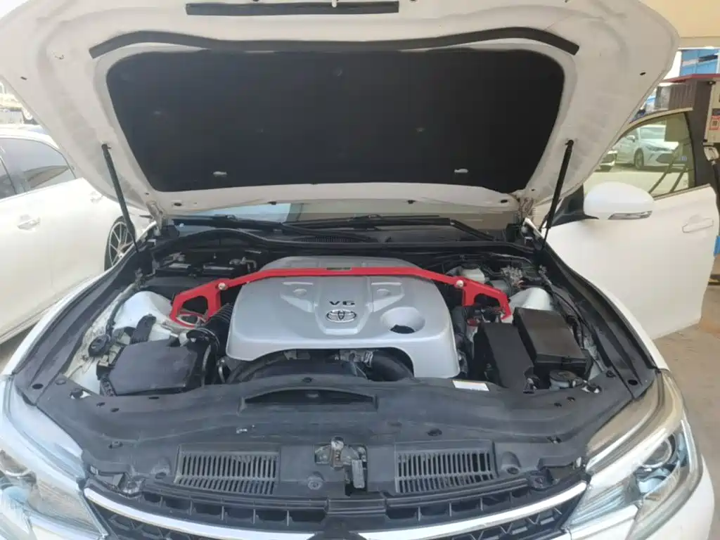 Toyota Reiz — миниатюра 20