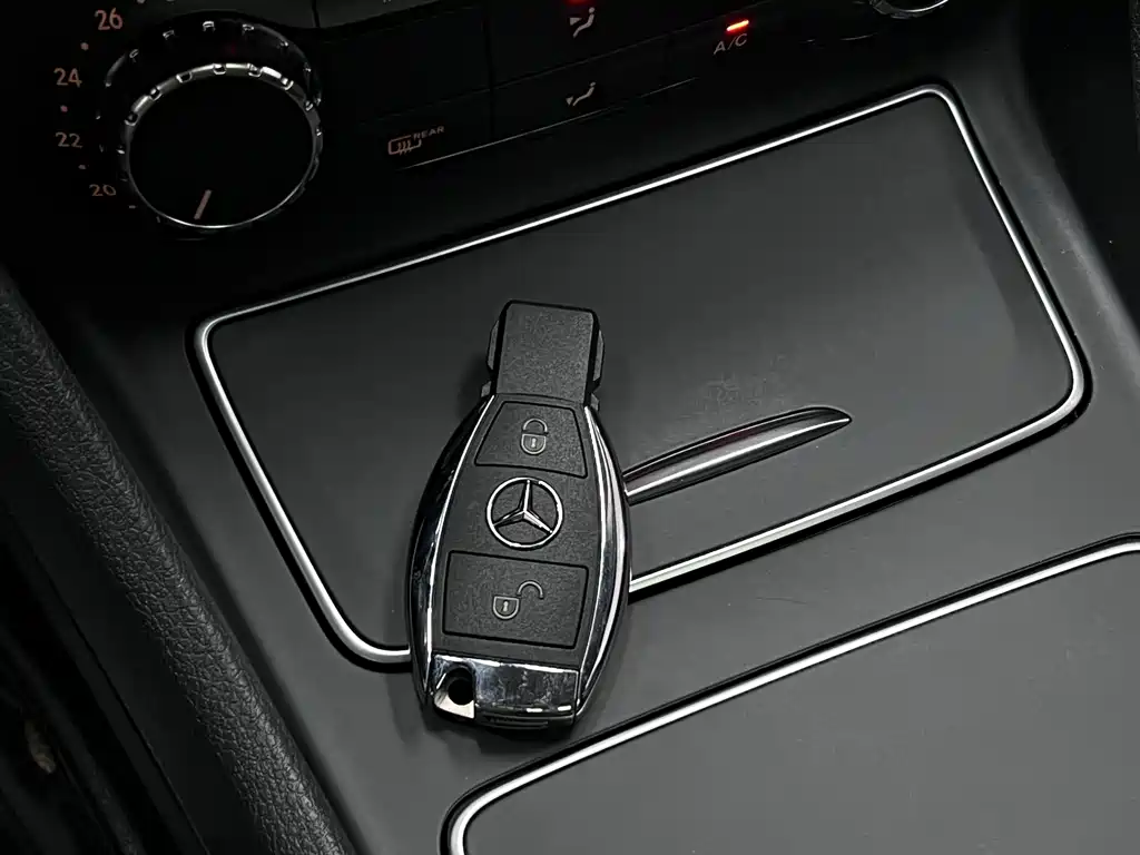 Mercedes-Benz GLA — миниатюра 36