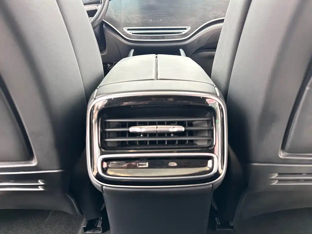 Roewe Feifan R7 — миниатюра 12