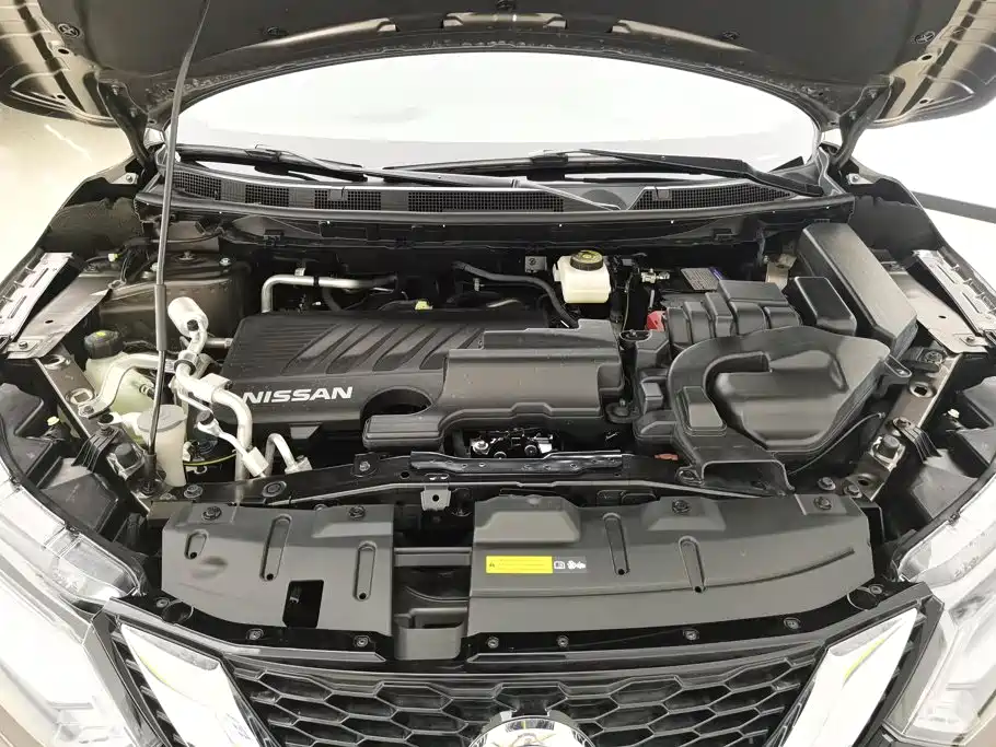 Nissan Qashqai — миниатюра 10