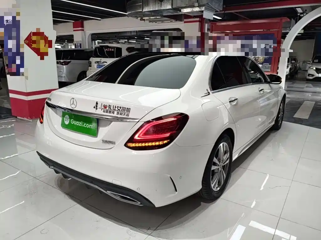 Mercedes-Benz C-Class — миниатюра 7