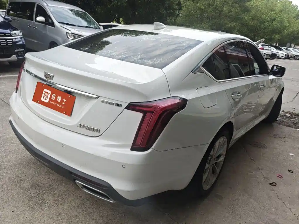 Cadillac CT5 — миниатюра 9