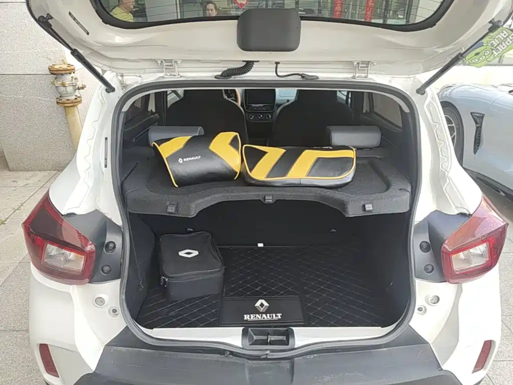 Renault City K-ZE — миниатюра 19
