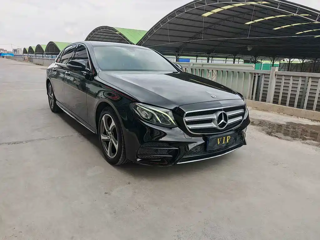 Mercedes-Benz E-Class — миниатюра 3