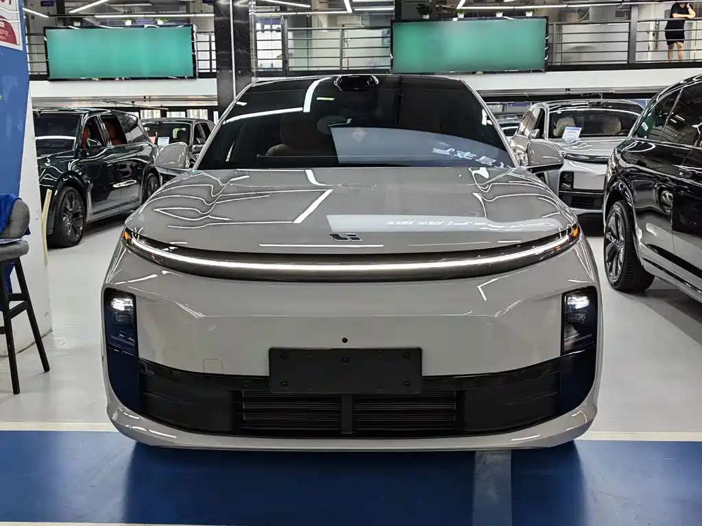 Li Auto Li L6 — миниатюра 2