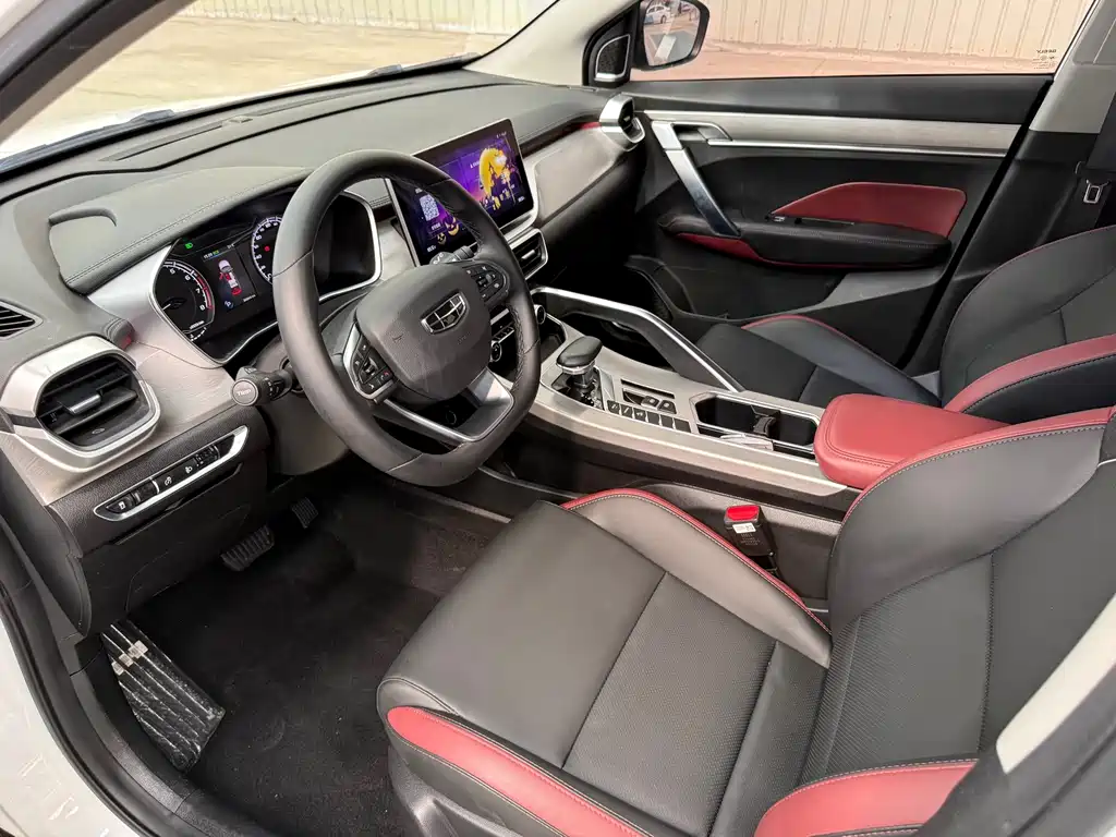 Geely Binyue — миниатюра 6