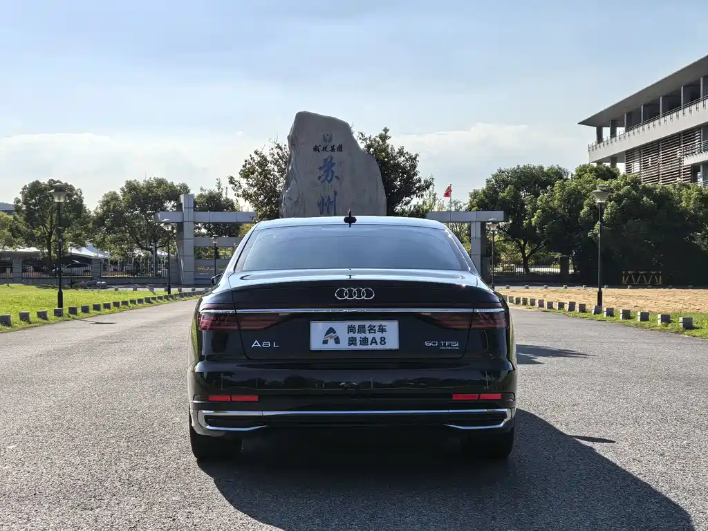 Audi A8 — миниатюра 16