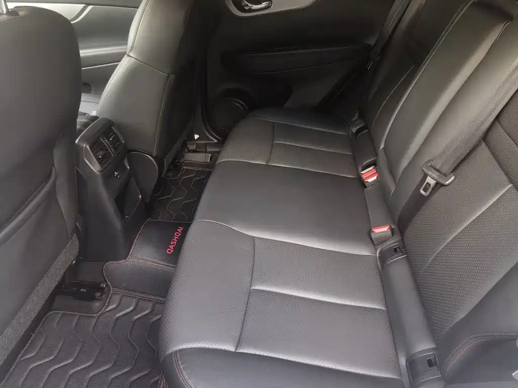 Nissan Qashqai — миниатюра 4