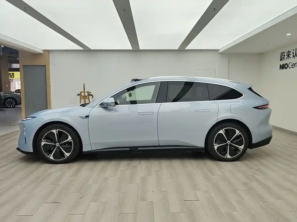 NIO ET5T 2025 75kWh Touring