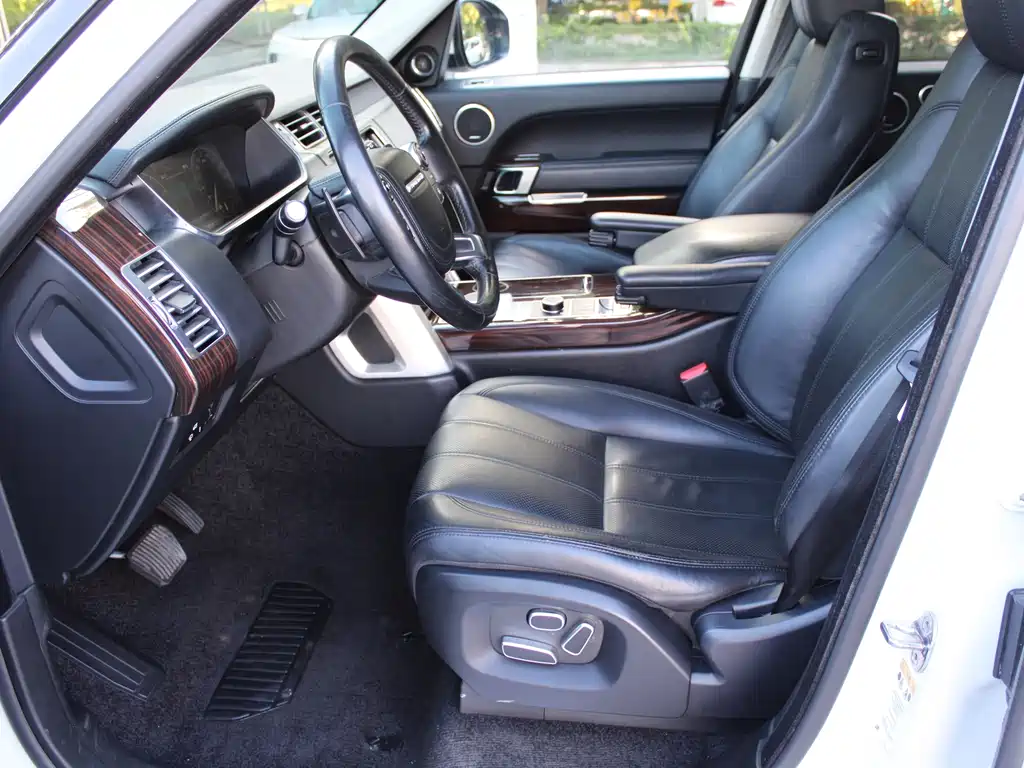 Land Rover Range Rover — миниатюра 9