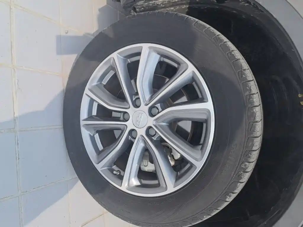 Geely Boyue — миниатюра 23