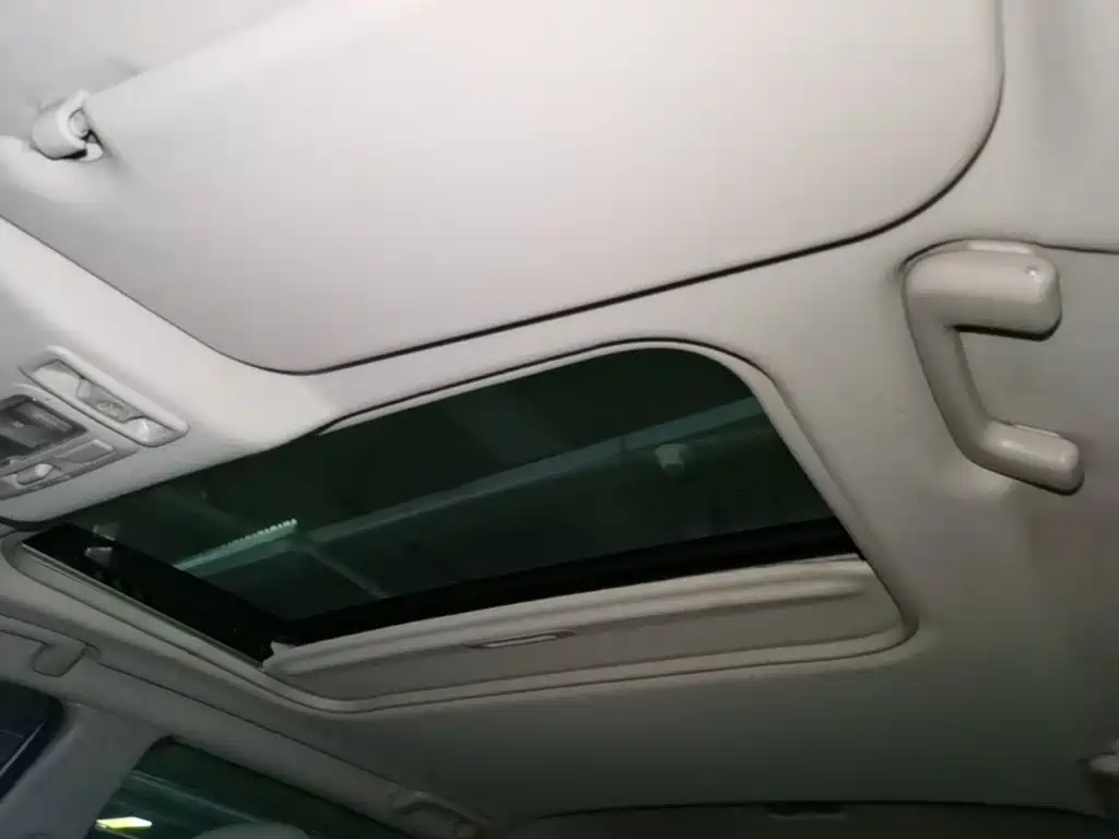 Mitsubishi Pajero Sport — миниатюра 18
