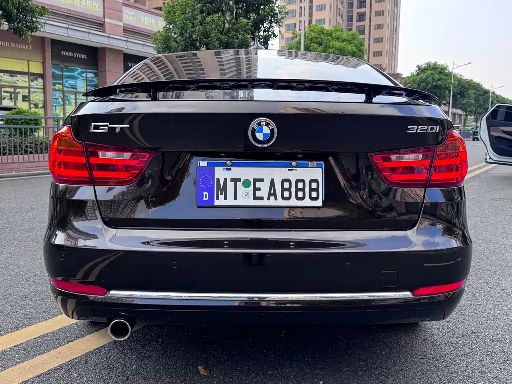 BMW 3 Series GT — миниатюра 6
