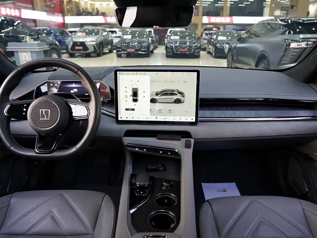 ZEEKR EXTREME KRYPTON 001