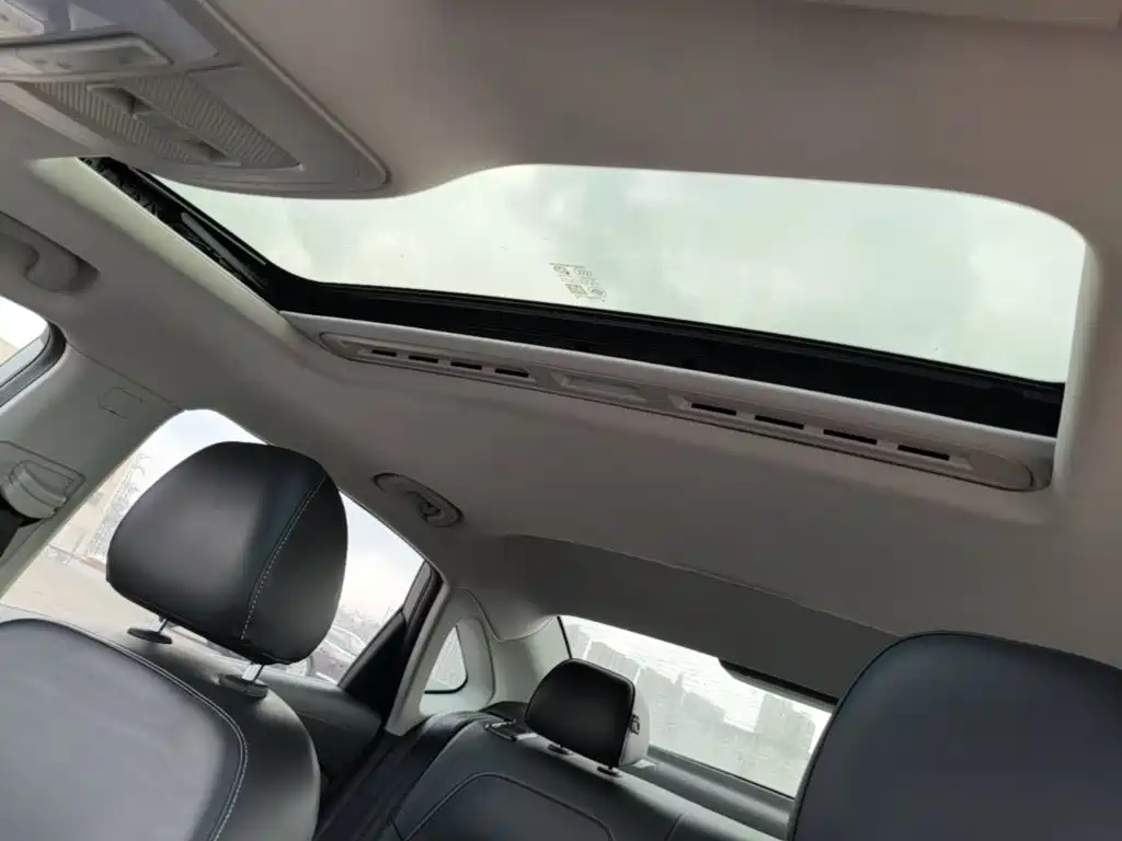 Roewe i6 MAX — миниатюра 18