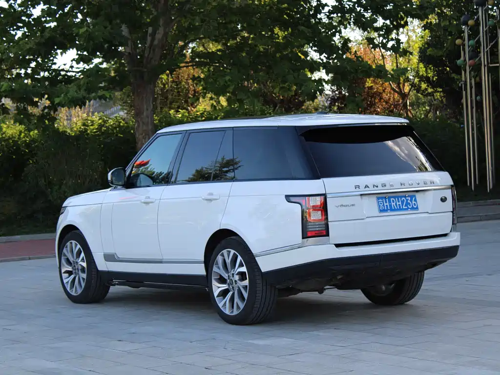 Land Rover Range Rover — миниатюра 4