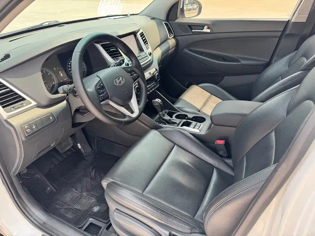Hyundai Tucson — миниатюра 7
