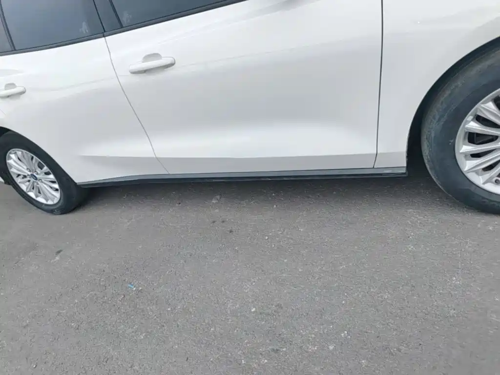 Ford Focus — миниатюра 21