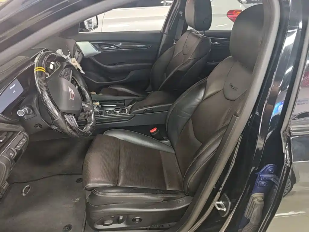 Cadillac CT5 — миниатюра 15