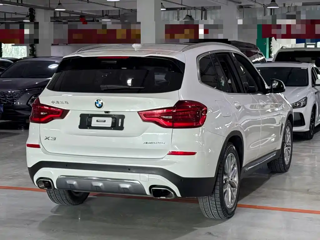 BMW X3 — миниатюра 6