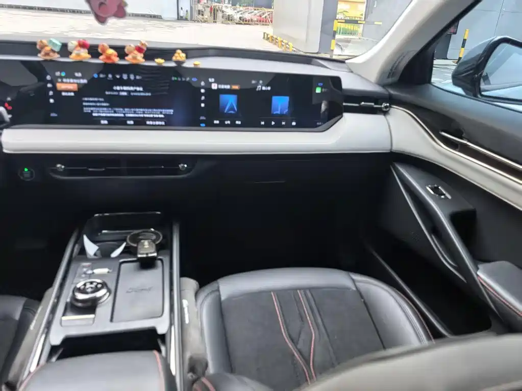 Ford Mondeo — миниатюра 9
