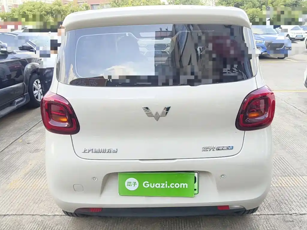 Wuling MINIEV — миниатюра 6