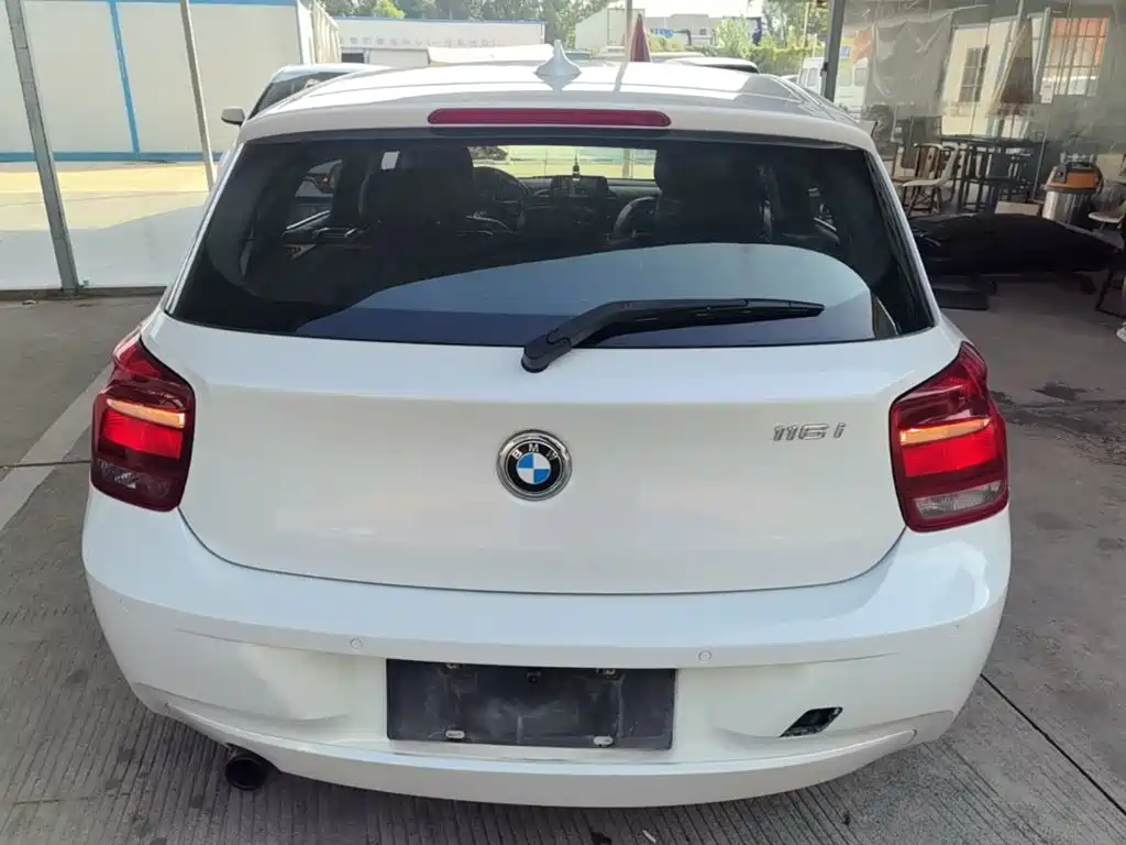 BMW 1 Series (Import) — миниатюра 6