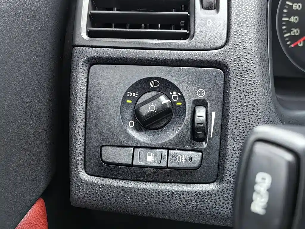 Volvo C30 — миниатюра 21
