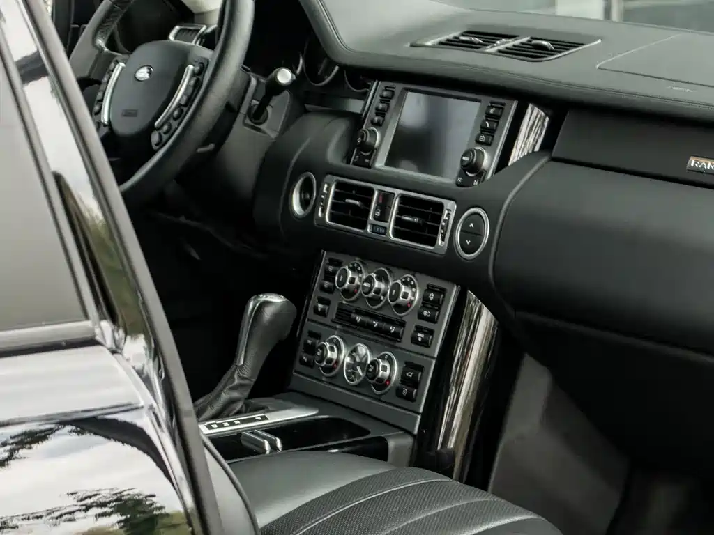 Land Rover Range Rover — миниатюра 11