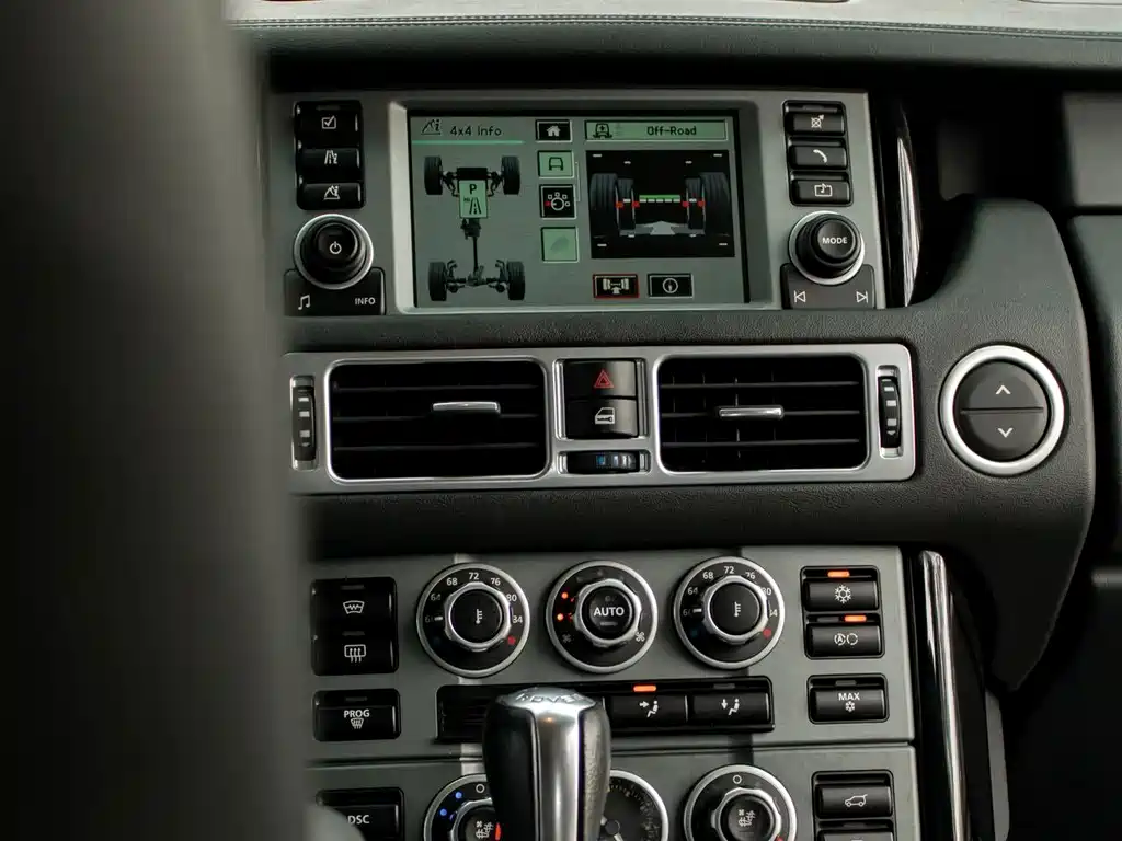 Land Rover Range Rover — миниатюра 14