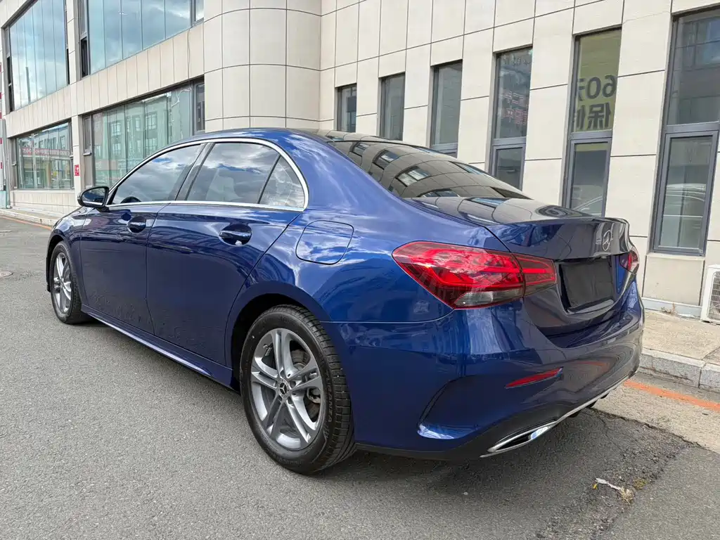 Mercedes-Benz A-Class — миниатюра 6