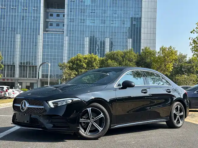 MERCEDES-BENZ A CLASS