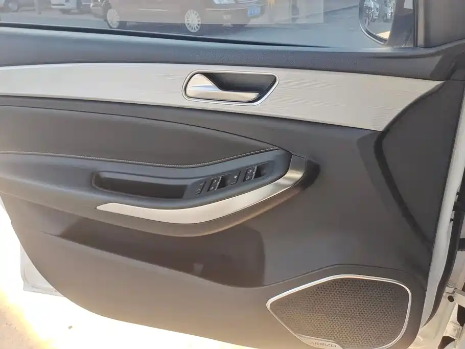 Chery Arrizo 5 PLUS — миниатюра 7