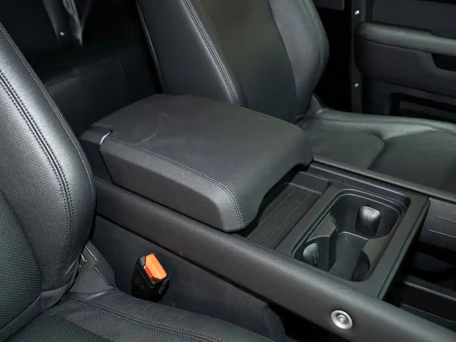 Land Rover Defender — миниатюра 13